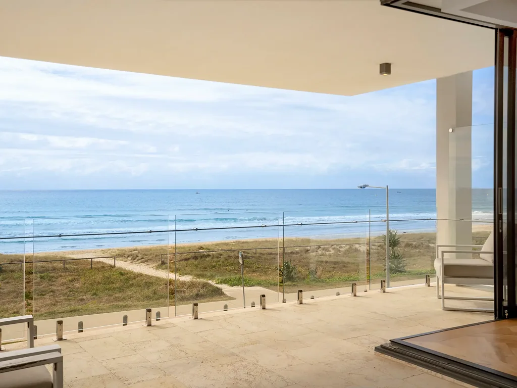 2/470 The Esplanade, Palm Beach, QLD 4221