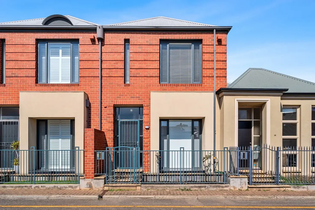 North Adelaide 3房  Sophisticated Townhouse Living in the heart of North Adelaide