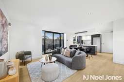 7/216 Belmore Road, Balwyn