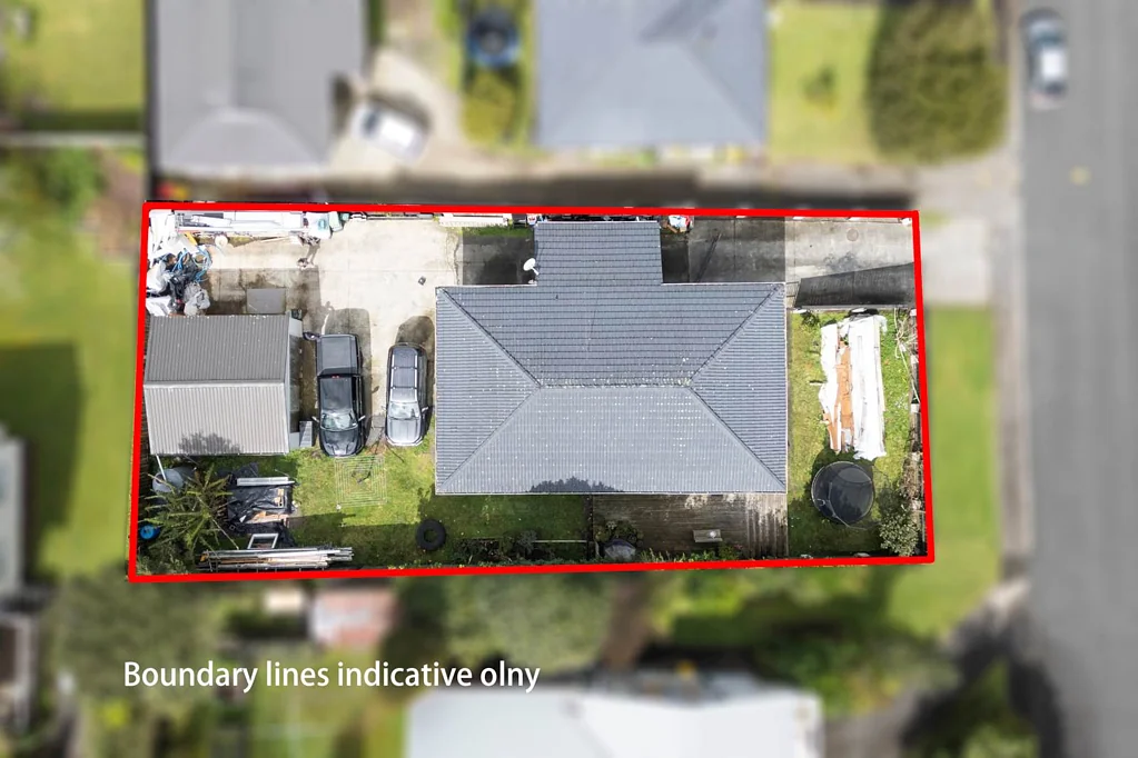 21 Preston Avenue, Henderson, Waitakere City, Auckland