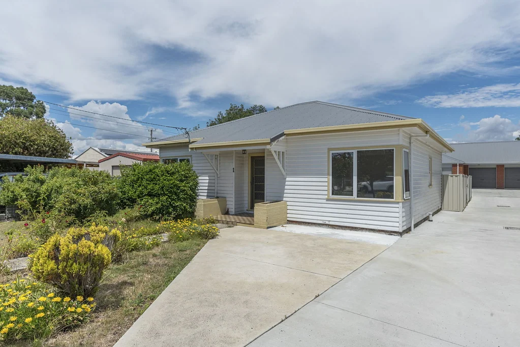 1 Adams Street, Mowbray, TAS 7248