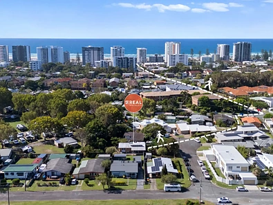 Coolangatta 2ਬੈੱਡਰੂਮ Prime Coastal Development Opportunity – 754m² in Blue-Chip Location