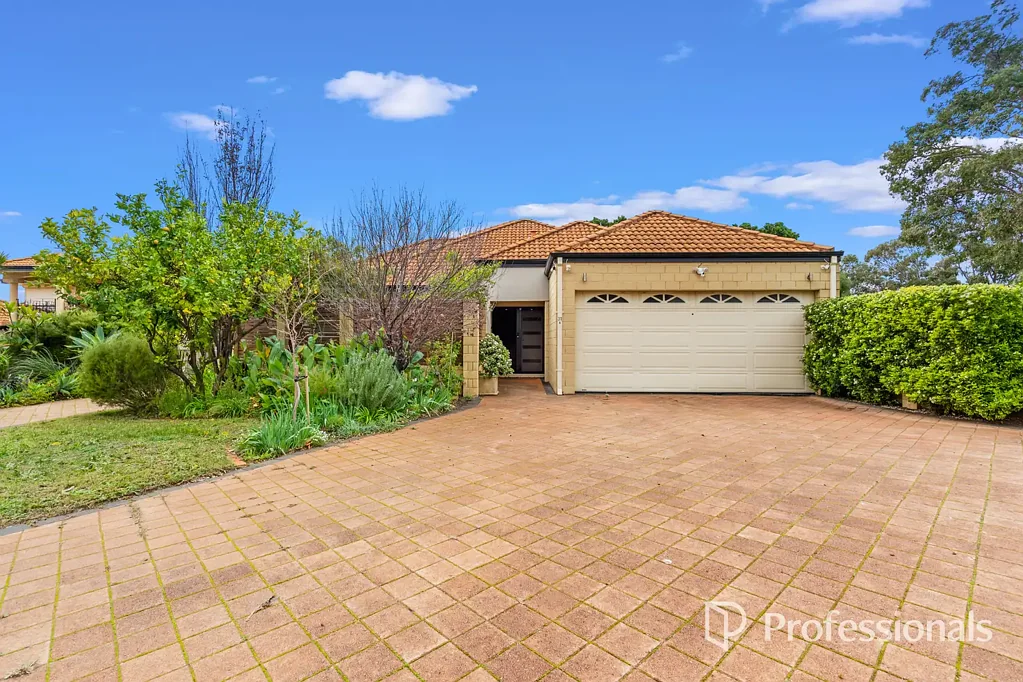 31A Eastbourne Crescent, Nollamara, WA 6061