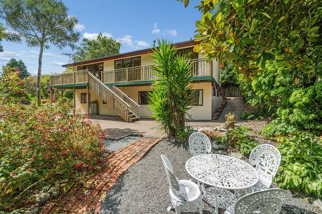 26 Avian Crescent, Blue Mountains, Upper Hutt, Wellington