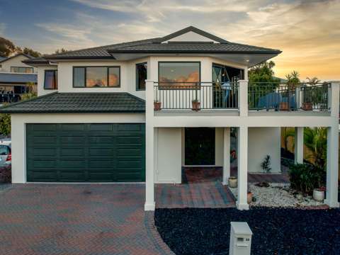 Torbay 5部屋 Comfortable Family Home & Garden + Views