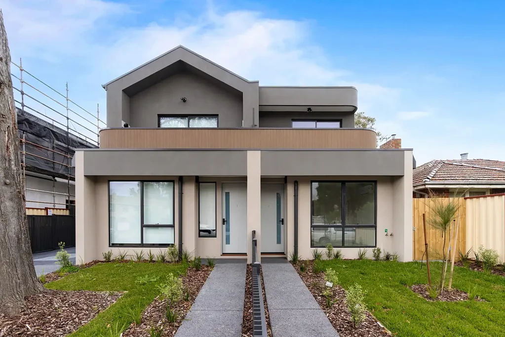 Easy Living in a Lifestyle Location