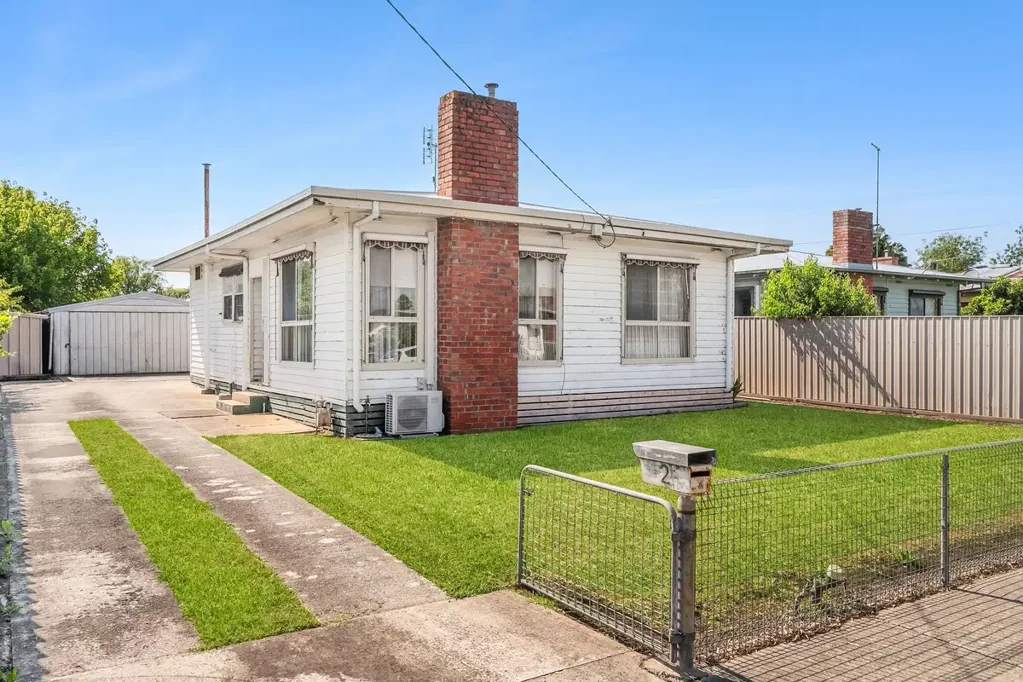 2 Richmond Street, Colac, VIC 3250