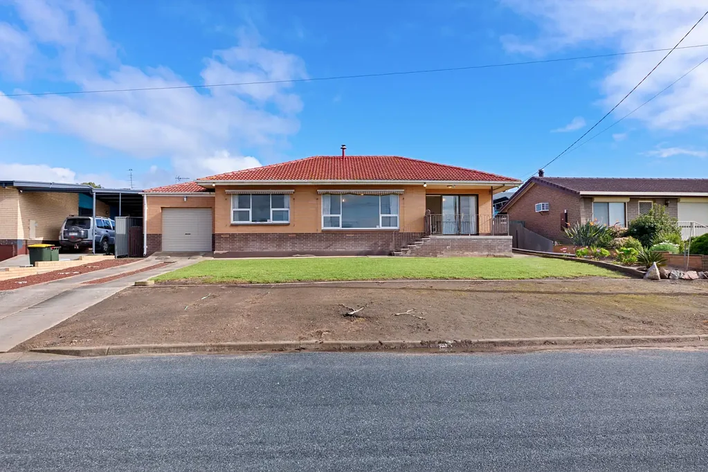 Port Lincoln 3chambre A classic brick home with endless potential...