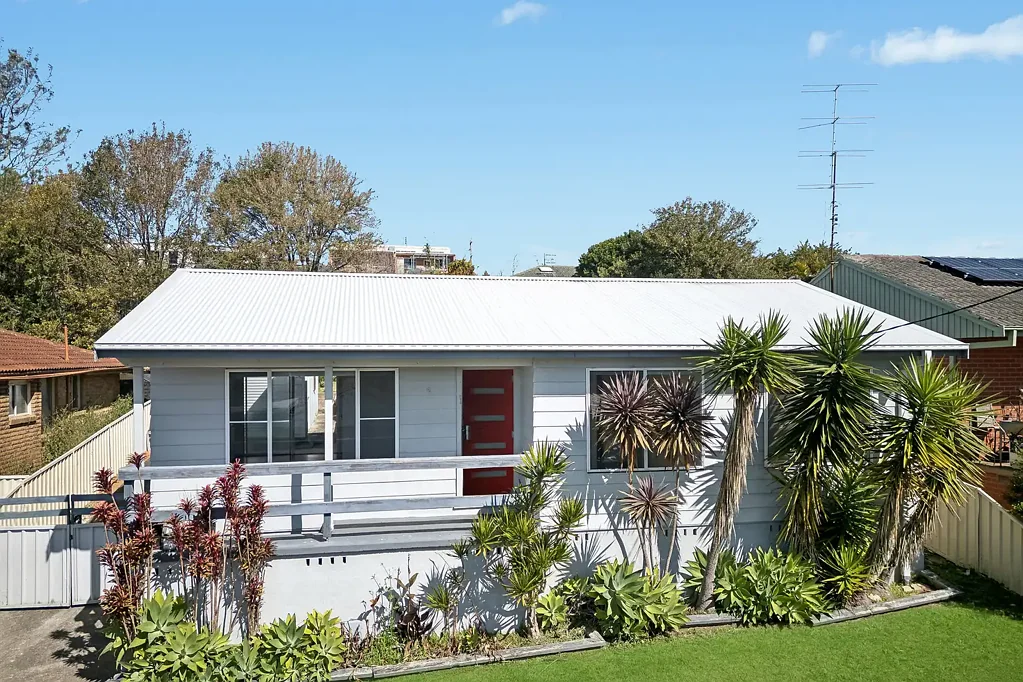 Tumbi Umbi 3ਬੈੱਡਰੂਮ Relaxed coastal living in a quiet family street