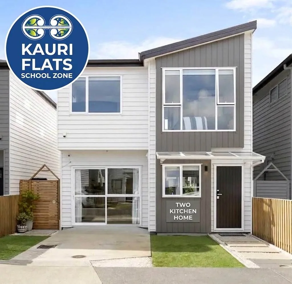 Walk to Kauri Flats School