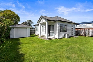 80 Seymour Road, Sunnyvale, Waitakere City