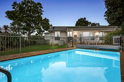 21A Burrell Crescent, Baulkham Hills