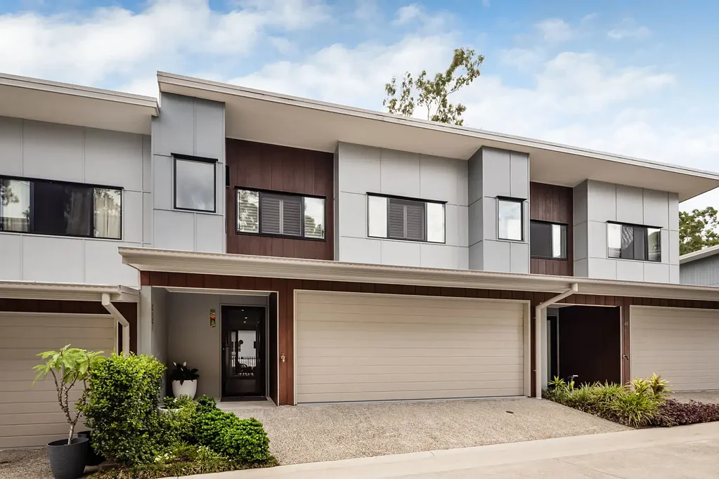 407/33E Kersley Road, Kenmore, QLD 4069