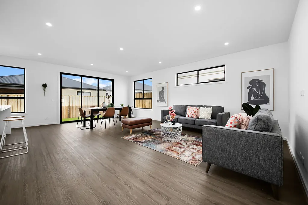 Deanside 4部屋 Perfect for First Home Buyers or Investors – Eligible for First Home Owner Grant & Stamp Duty Concessions! 🏡Next to Freeway Access