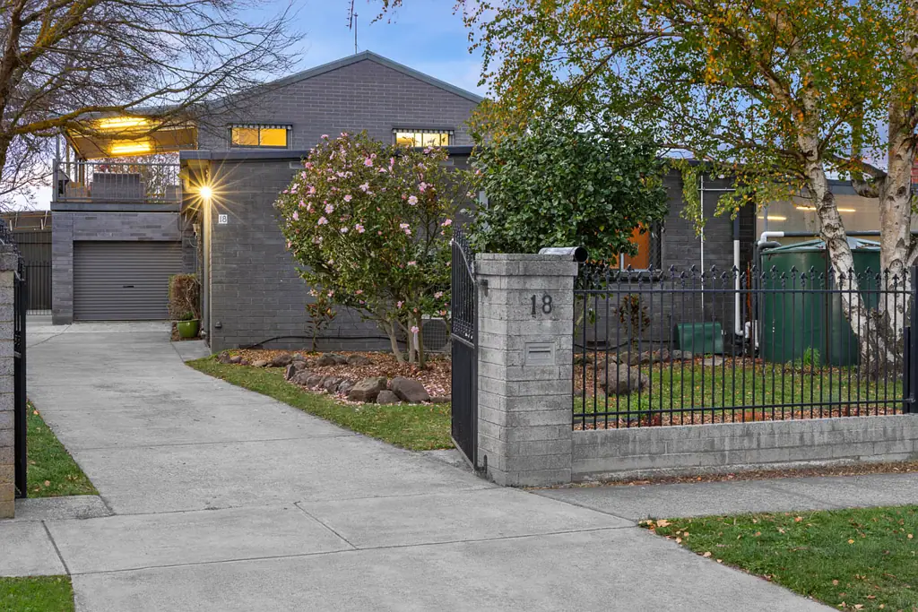 18 Paling Street, Ballarat North, VIC 3350