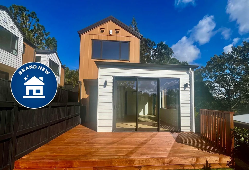 Luxury Brand New 4-Bedroom Home with Dual Ensu...