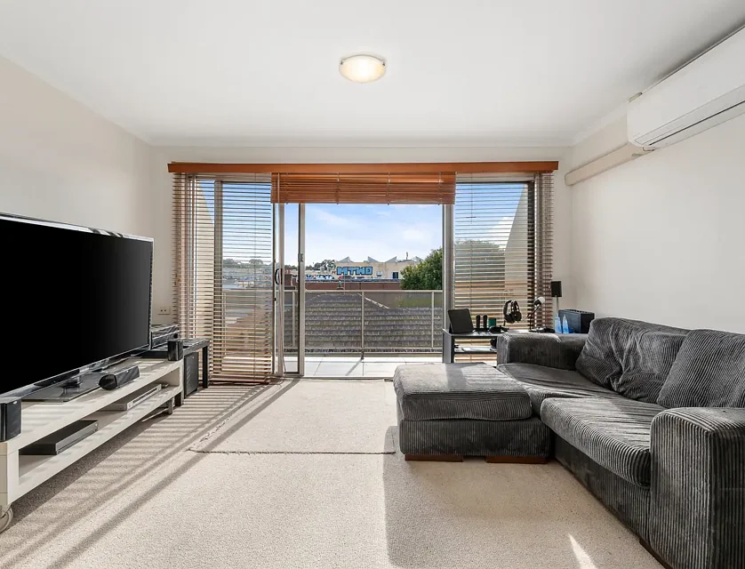 17/180 Union Street, Brunswick West, North Melbourne, 2 ห้องนอน, 1 ห้องน้ำ, Apartment