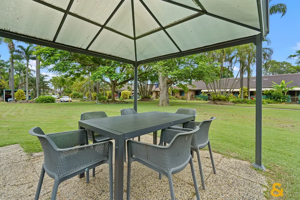 Wynnum West 1Zimmer Over 55's - Palm Springs Retirement Village - One Bedroom Villa