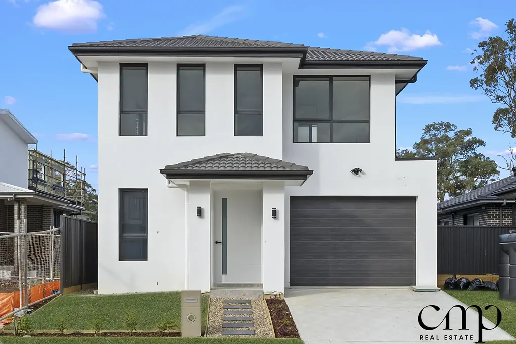 Stunning Contemporary Residence Offering Space & Style
