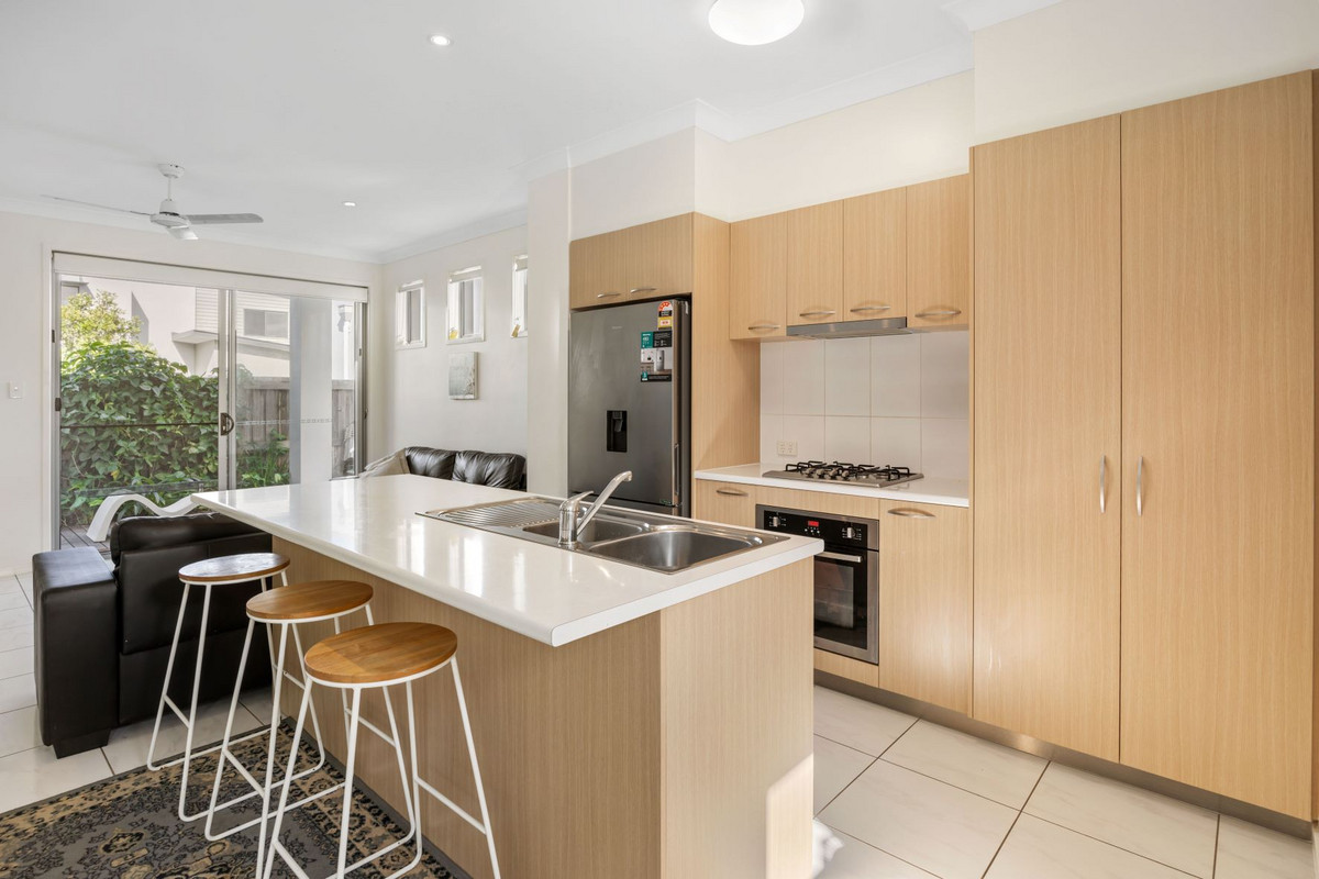 1-7 RAWSON ST, CALOUNDRA WEST QLD 4551, 0 غرف, 0 حمامات, Townhouse