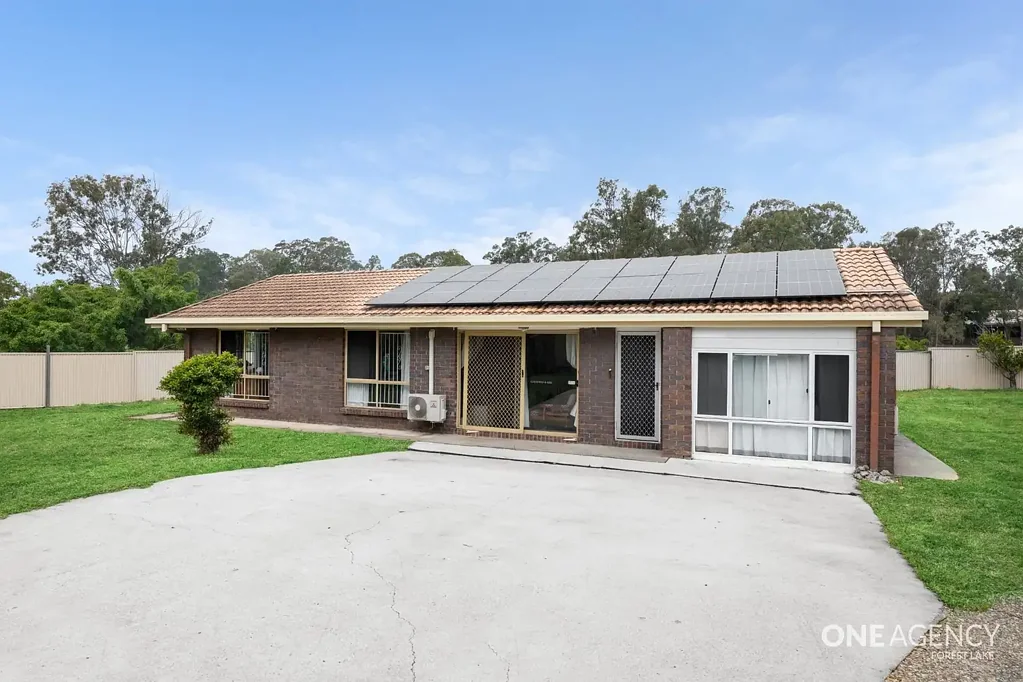 Durack 4房 私人家庭住宅，附带独立工作室，占地 919 平方米 Private Family Home with Bonus Studio on 919m²