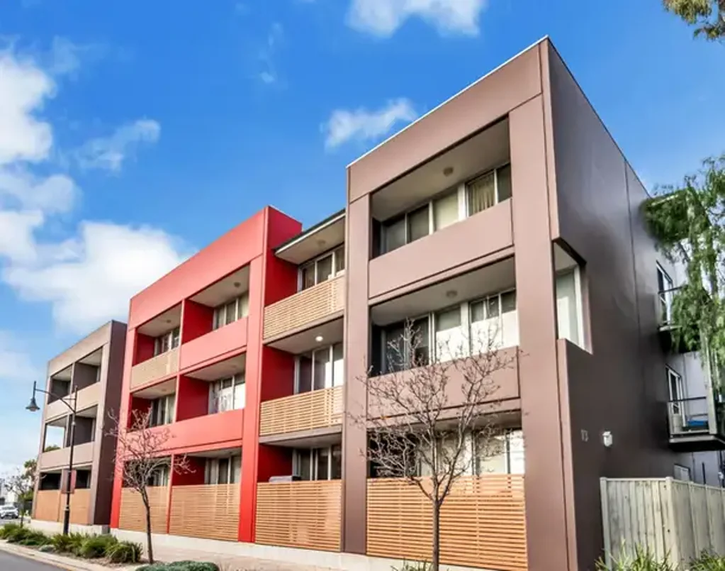 Room Available at Mawson Lakes