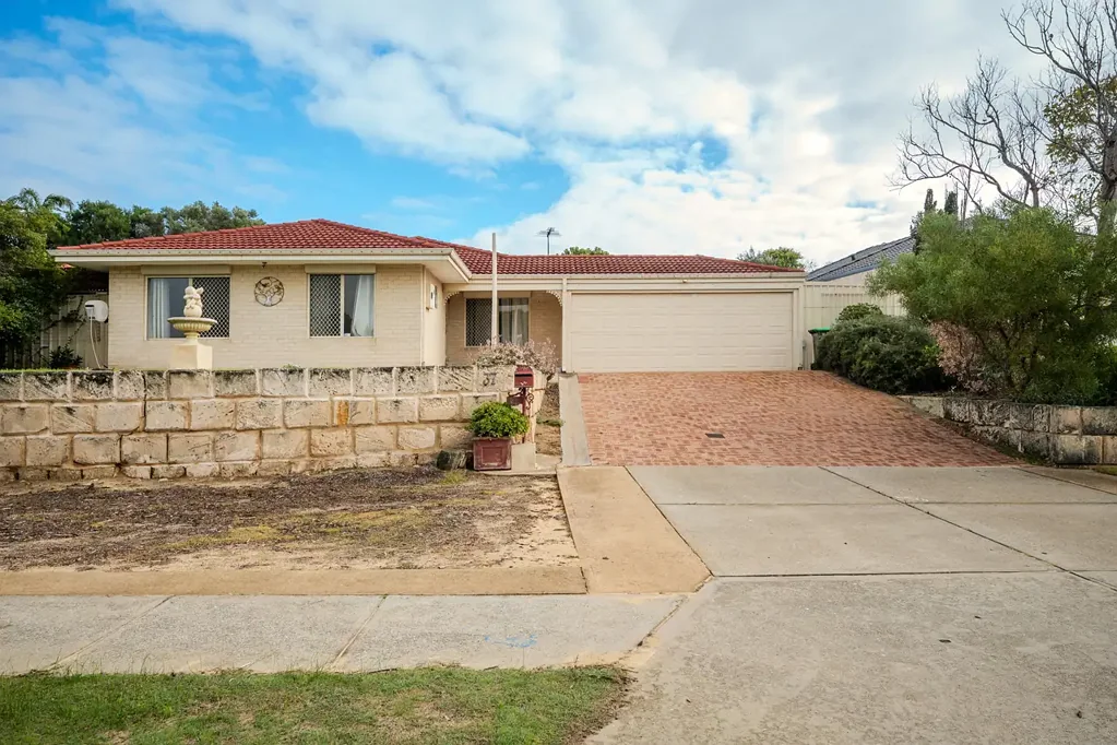 37 Greyhound Drive, Merriwa, WA 6030