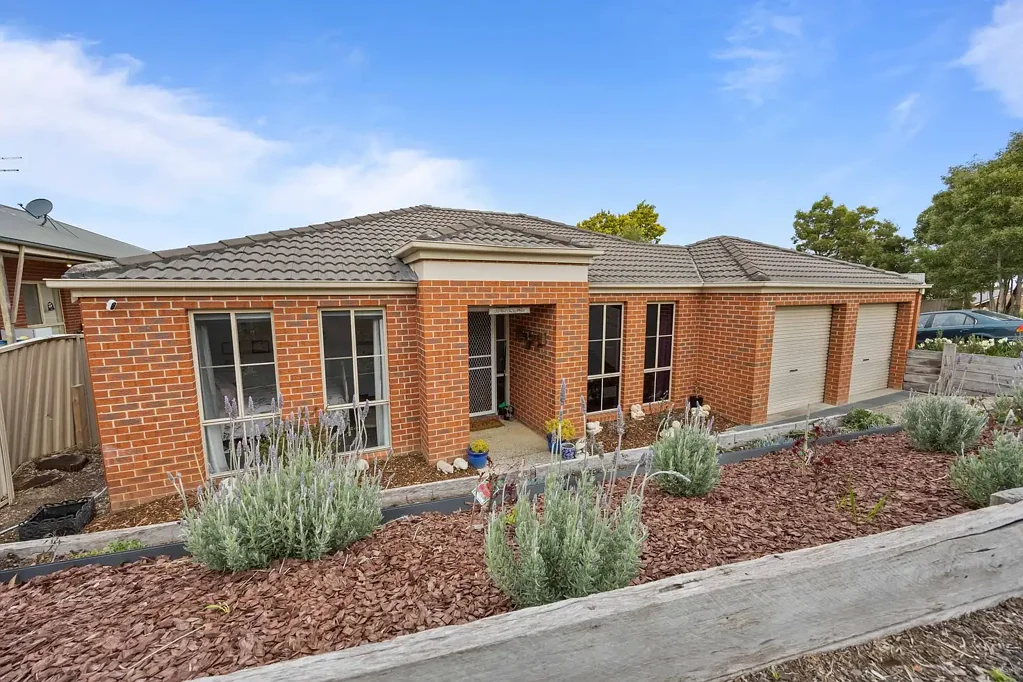 Mount Helen 4ਬੈੱਡਰੂਮ Great value family home in peaceful Mount Helen location