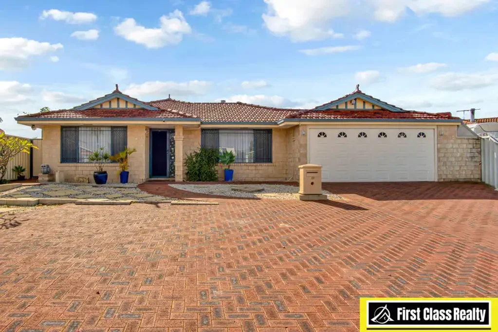 Ballajura 4 Bedroom Walk to Ballajura Station