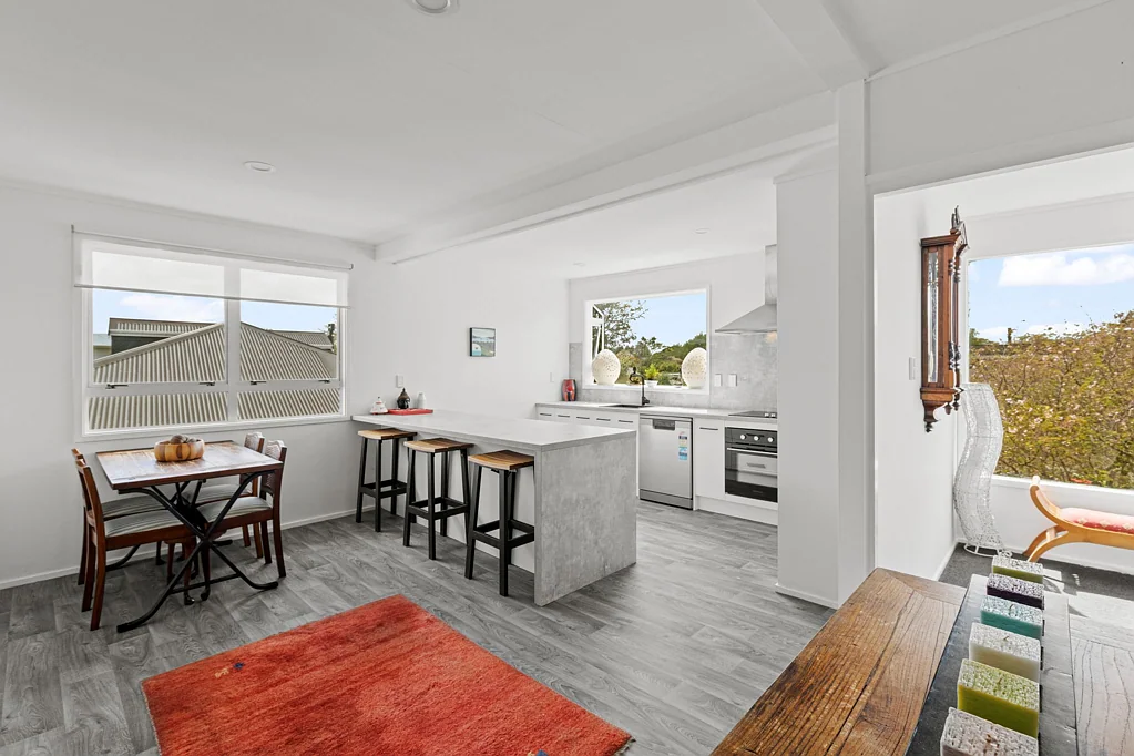 Bulls 4 Slaapkamer Stylish 4 bedroom makeover on Meads Place!