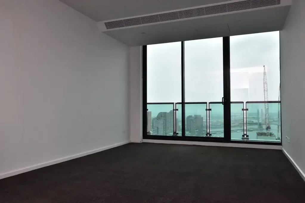 Fantastic  - One Bedroom Apartment With Stunning Views!