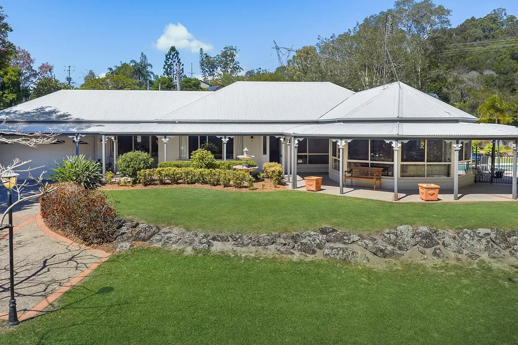Tallai 4房  Classic Federation Charm within a Private 1.2 Acre Paradise
