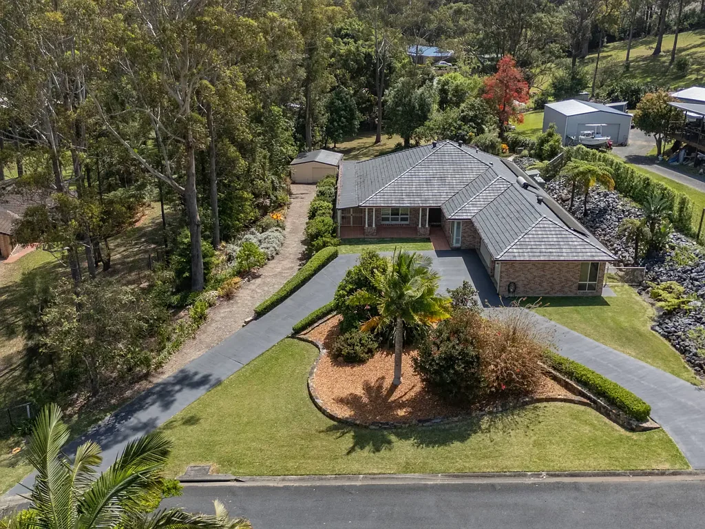 13 Azure Avenue, Emerald Beach, NSW 2456