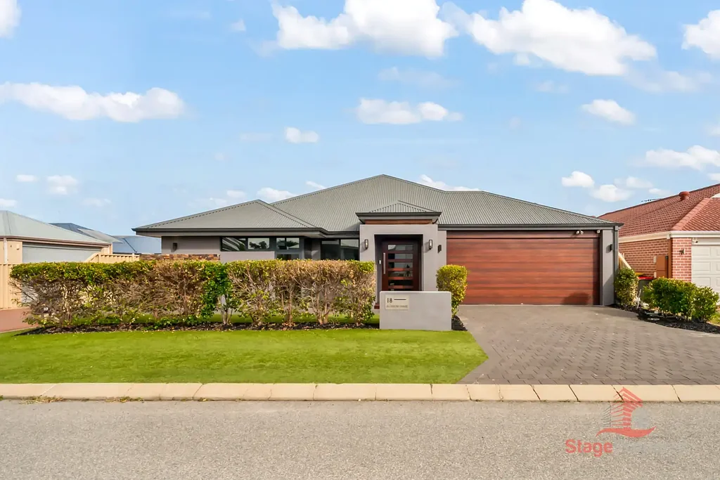 Aubin Grove 5Kwarto Corner Block Family Home with Flexible Living & Effortless Outdoor Entertaining