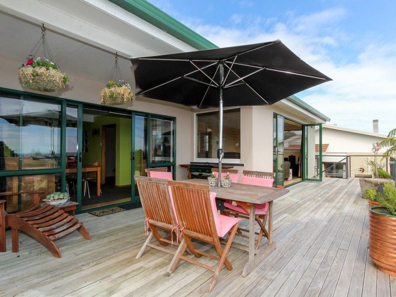 51e Calvert Road, Lynmouth, New Plymouth, 4 habitaciones, 2 baños