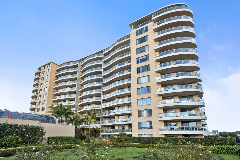 Top-Floor Living with Panoramic City & Water Views
