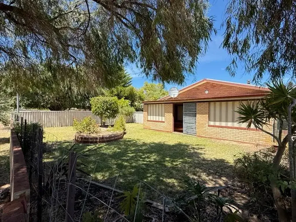 15 Green Head Road, Green Head, WA 6514