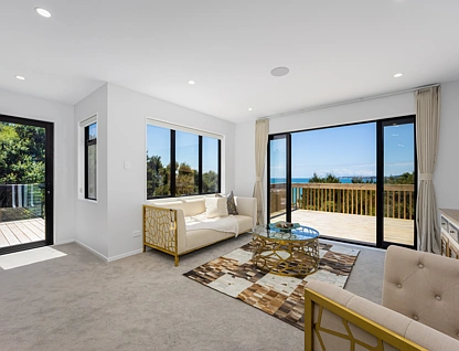 254A Whangaparaoa Road, Red Beach, Rodney, 4 Bedrooms, 2 Bathrooms, House