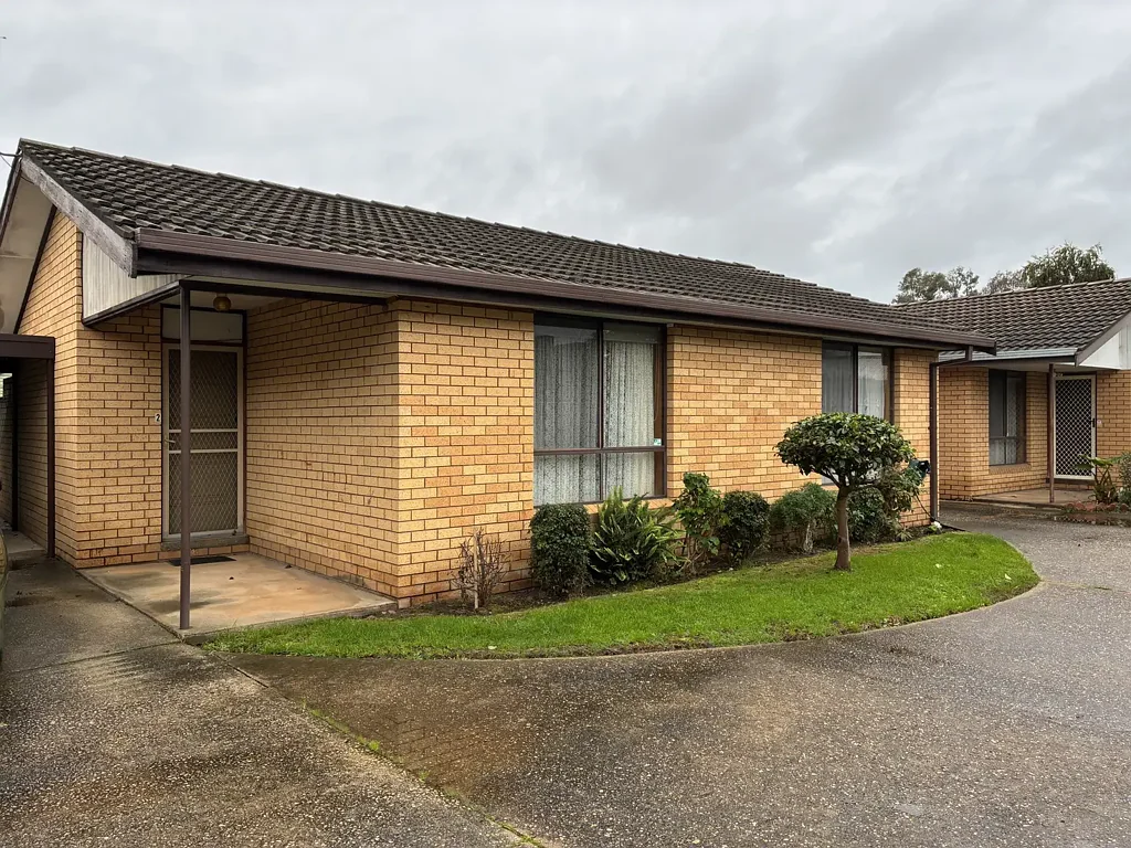 Low-maintenance living in a convenient Benalla location.