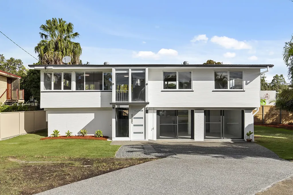 Aspley 3 Slaapkamer Dual Living Potential with Incredible Flexibility