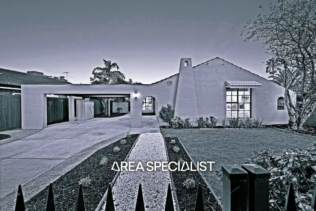 11 Seaton Drive, Dingley Village, VIC 3172