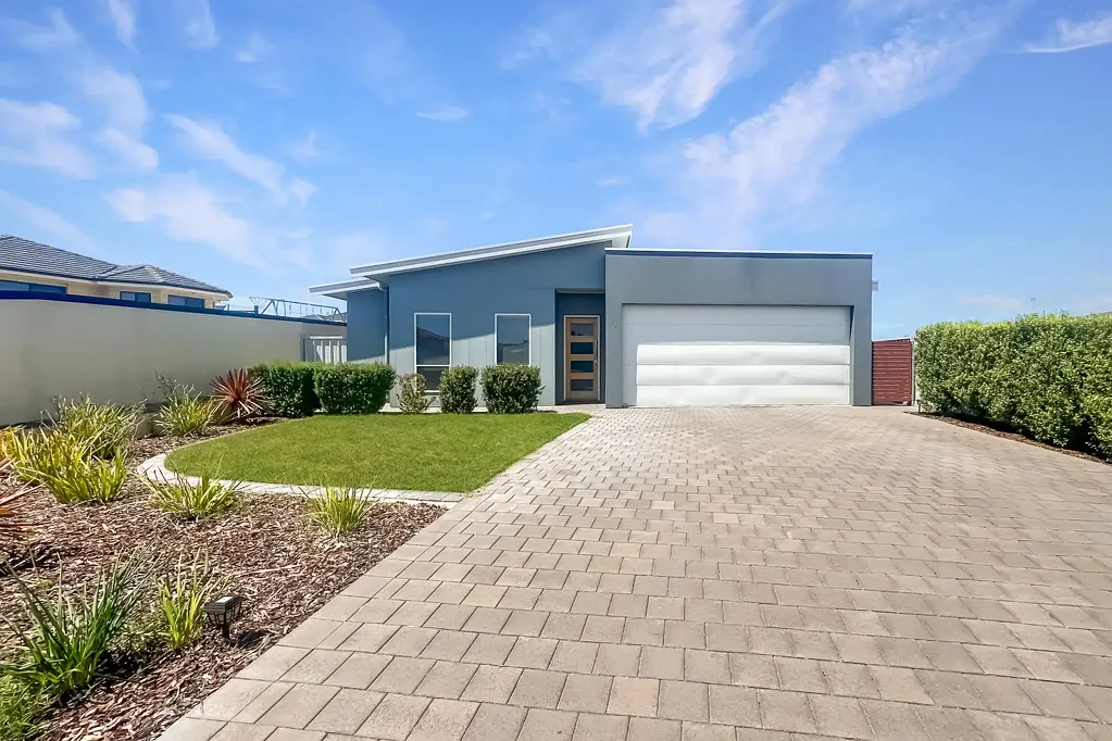 Contemporary Comfort Meets Marina Lifestyle