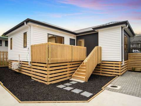 Mount Roskill 3 Bedroom Brand New Single Level in Mt.Roskill