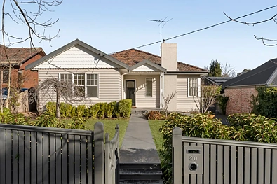 Glen Iris 4Habitaciones Park Facing, Prized Locale, Timeless Charm