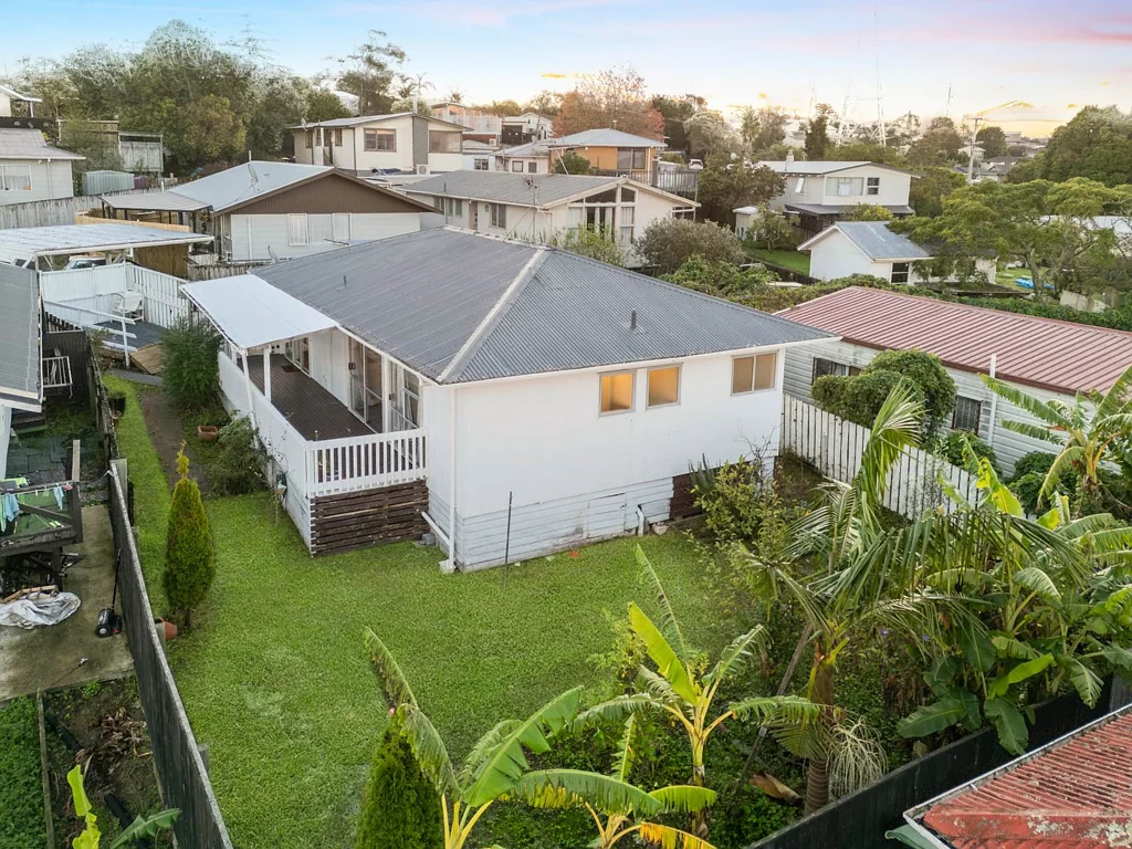 2/24a Waimumu Road, Massey, Waitakere City, Auckland