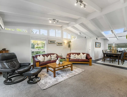 6 Camwell Close, Bucklands Beach, Manukau City, Auckland, 5房, 2浴, 独立屋