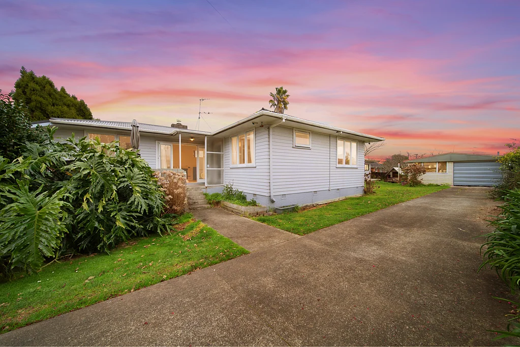 Papakura 3ਬੈੱਡਰੂਮ Freshly renovated- motivated vendors!