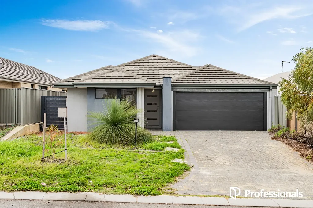 Spacious Family Living in Sought-After Alkimos