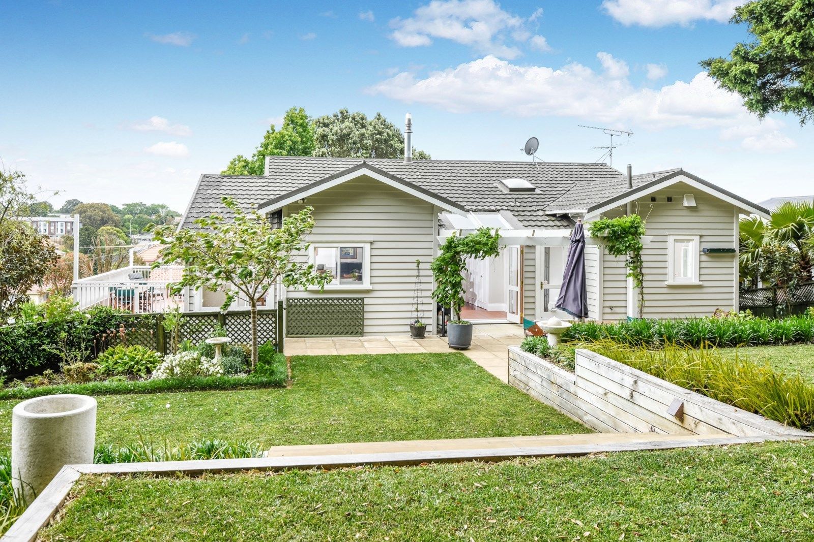 13 Budock Road, Hillsborough, Auckland, 4 chambres, 3 salles de bain