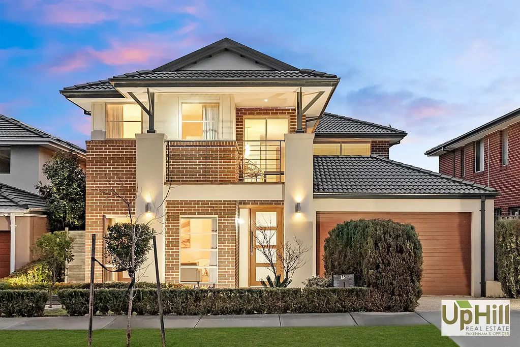 Clyde North 4房  Perfect Family Home in Clyde North's Prestige Location!!!